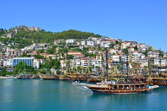 3in1: Night Jeep Safari & Boat Tour & Dinner from Alanya - Down to the seaport: the 1.5-hour yacht ride with swimming breaks