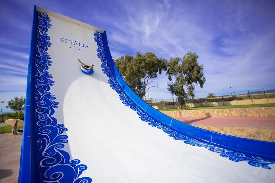 Alanya: All-Inclusive Eftalia Island Aquapark Day Trip - Crowds, Sunbeds, and Slide Downtime on Busy Days