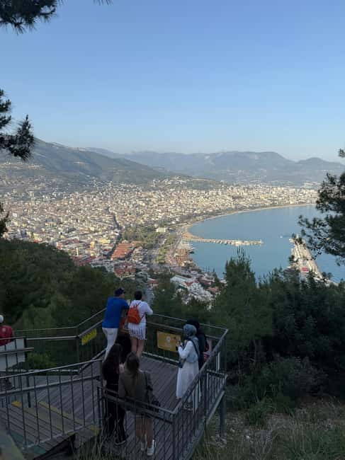Alanya Castle & Cleopatra Beach: Premium Cultural Journey - Guides, timing, and what it feels like in real life
