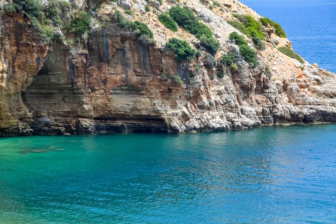 Alanya Catamaran Boat Trip incl. Lunch and drinks - Getting There: Red Tower Meeting Point and Optional Hotel Pickup