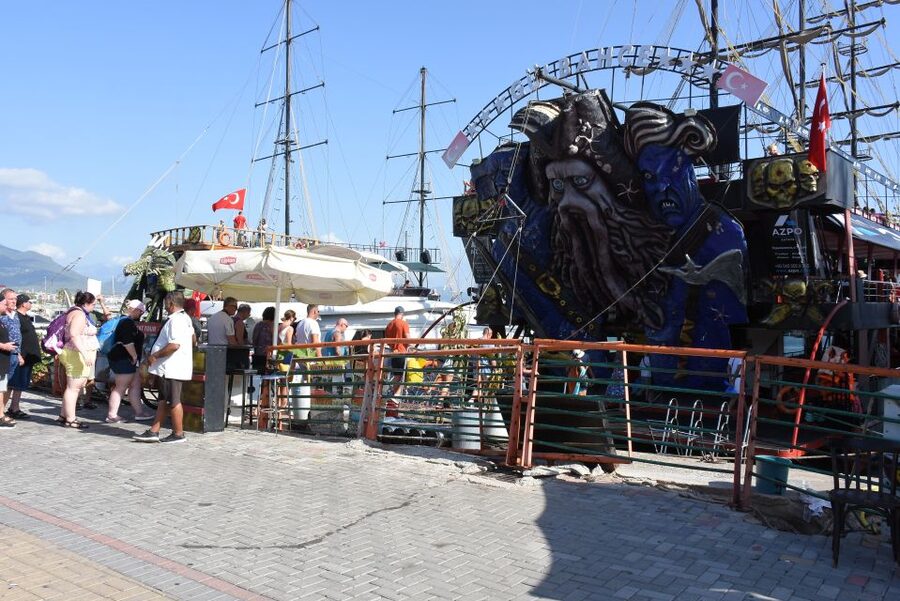 Alanya City Tour from city of Side Whit Luch - Damlataş (Dripstone) Cave and Alanya Castle: The Big Finish