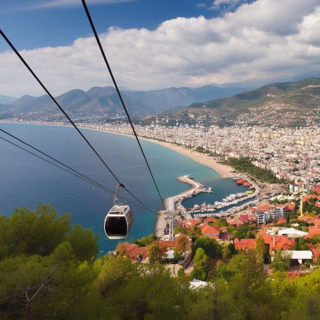 Alanya: City Tour with Cable Car and Damlatas Cave 3 in 1 - The I Love Alanya terrace: your panoramic payoff stop