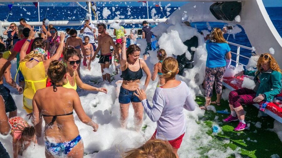 Alanya: Disco Boat Tour with Foam Party and Unlimited Drinks - Key Things to Know Before You Go