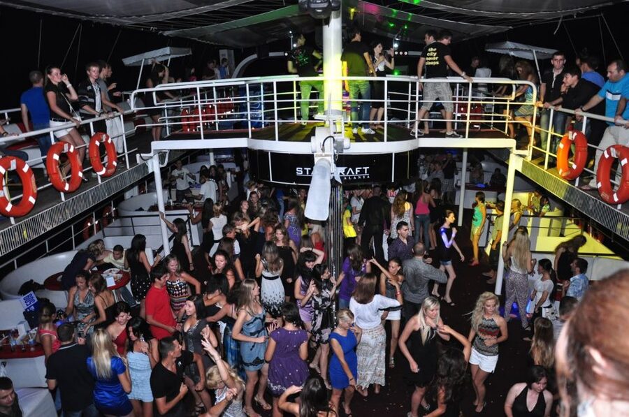 Alanya: Disco Boat Tour with Foam Party and Unlimited Drinks - The Starcraft Alanya: Big Yacht, Lots of Deck Space