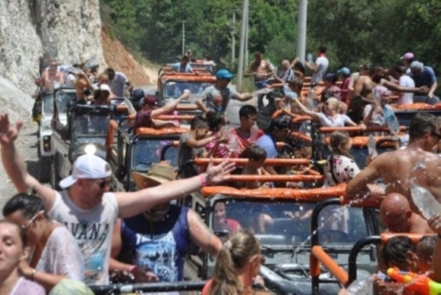 Alanya Family Jeep Safari Full-Day Adventure with Lunch - Dim Dam photo moments: where the views get cinematic
