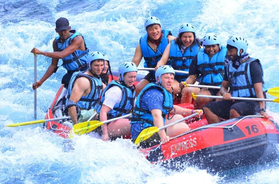 Alanya: Full Day Whitewater rafting with lunch and transport - Breaks, pancakes, and lunch by the river: where the day actually refuels