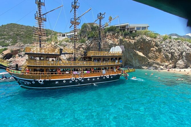 Alanya Grand Pirate Boat Tour with Lunch, Soft Drinks & Transfer - Stop 3: Kleopatra Plajı lunch, unlimited soft drinks, foam party energy