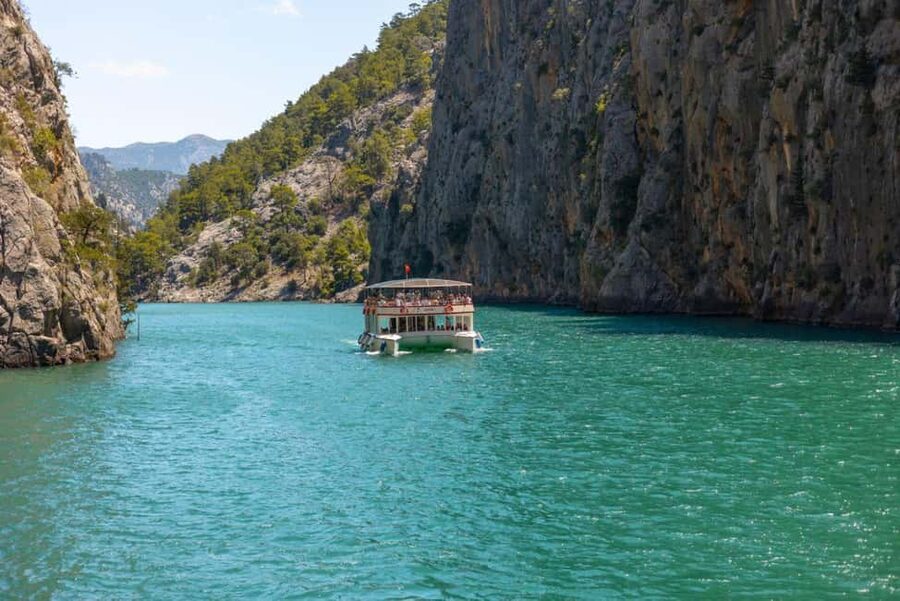 Alanya: Green Canyon Boat Tour with Lunch & Soft Drinks - Key things to know before you go