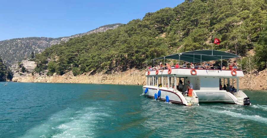 Alanya: Green Canyon Boat Trip With Lunch and Drinks - The Return Leg: A Second Swim Stop and the End-of-Day Pace