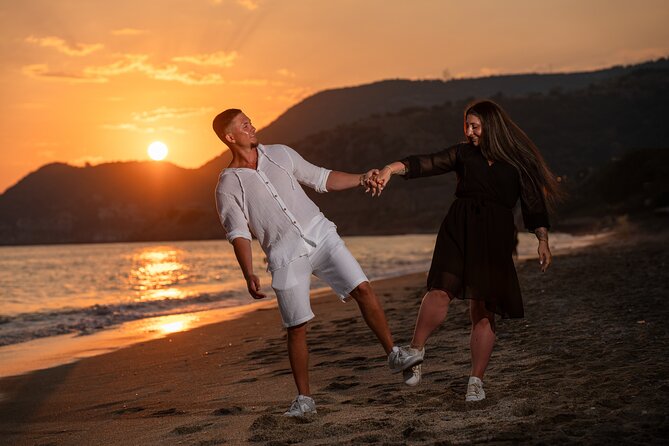 Alanya Holiday Photo Shoot – Families, Couples & Solo Travelers - Transfers, group size, and what private really means here