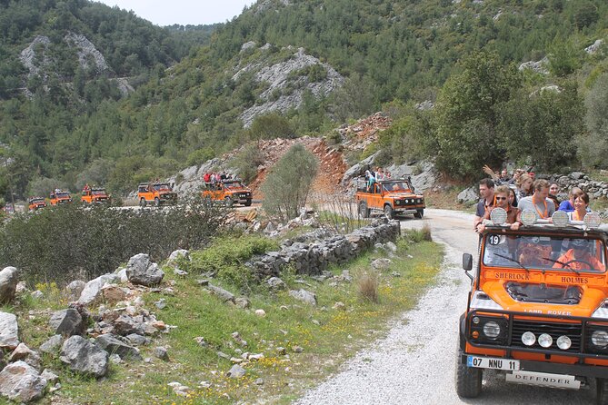 Alanya Jeep Safari - Stop 4: Obaçayı Sokak Lunch Break (1.5 Hours)