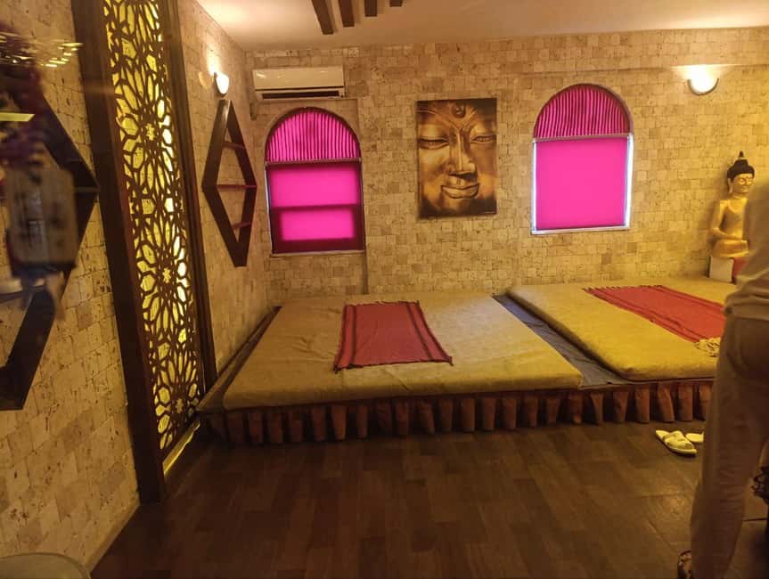 Alanya: Legendary Turkish Bath with Wine and Fruit Plate - Step One: Sauna and Menthol Room (Where You Feel It Fast)