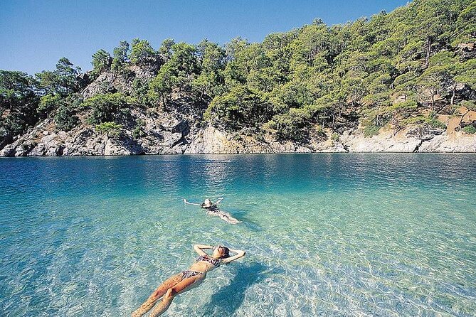 Alanya: Luxury Pirate Boat Tour with Foam Party - Cleopatra Beach stop: white-sand vibes and sea turtle odds