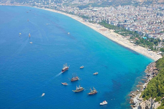 Alanya: Luxury Pirate Boat Tour with Foam Party - Lunch at New Harbor (Yat Limanı): onboard food that can be good