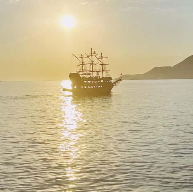 Alanya Optional Alcoholic Sunset Boat Cruise and Foam Party - Quick reasons to book this Alanya sunset boat cruise