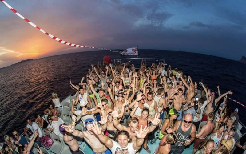 Alanya Optional Alcoholic Sunset Boat Cruise and Foam Party - Transfers, meeting points, and where pickup actually works