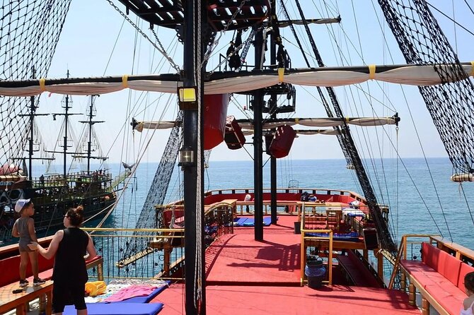 Alanya Pirate Boat Tour with Lunch, Soft Drinks & Transfer - Key Things That Make This Tour Worth Your Time