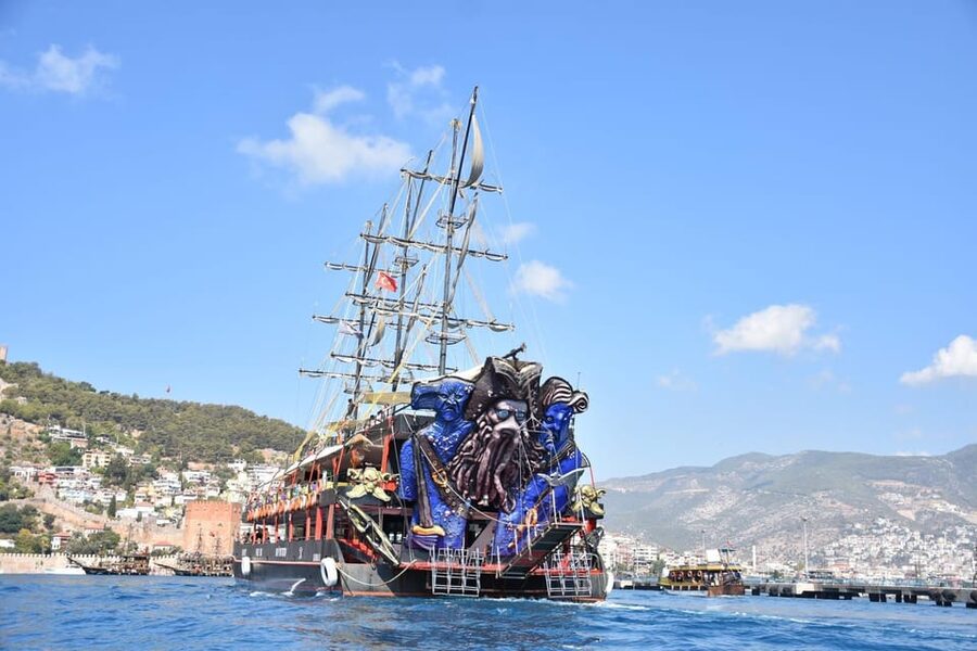Alanya: Pirate Boat Trip with Optional Pick Up and Lunch - FAQ
