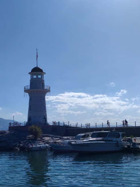 Alanya: Pirate Boat with Lunch and Unlimited Drinks - Foam party time: when it happens and how to enjoy it