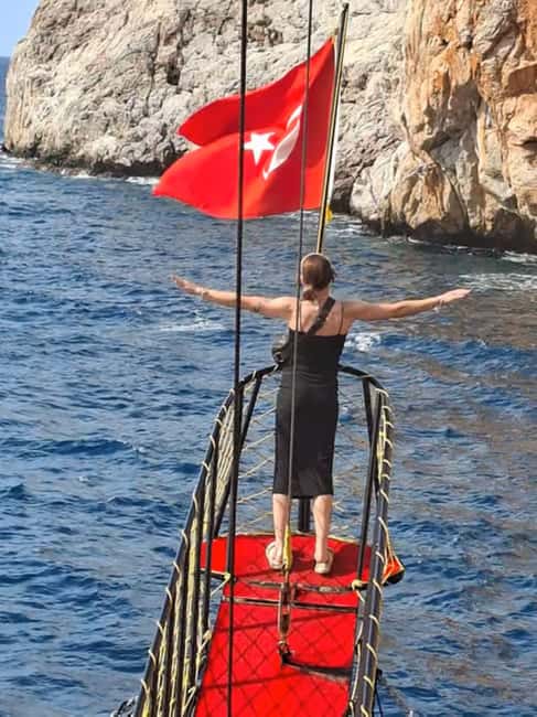 Alanya: Pirate Boat with Lunch and Unlimited Drinks - Meeting points and pickup: where the day can stretch