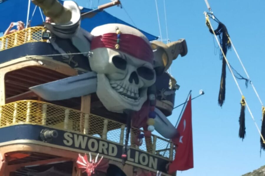 Alanya: Pirate Ship Cruise with Food and Swimming Stops - FAQ