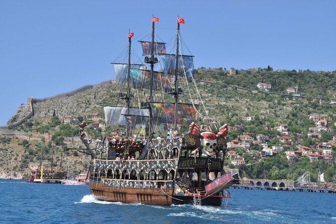 Alanya: Pirates Yacht Tour with Lunch and Soft Drinks - Key highlights at a glance