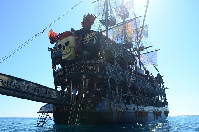 Alanya: Pirates Yacht Tour with Lunch and Soft Drinks - Red Tower Stop: Spot a Landmark from the Water