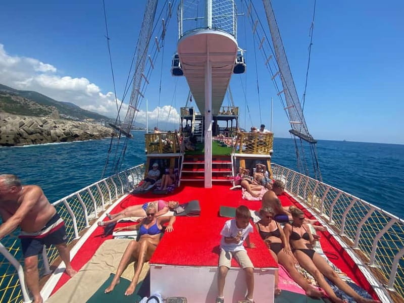Alanya: Relax Boat Tour with Lunch & Unlimited Soft Drinks - First Swimming Break at the Historical Shipyard