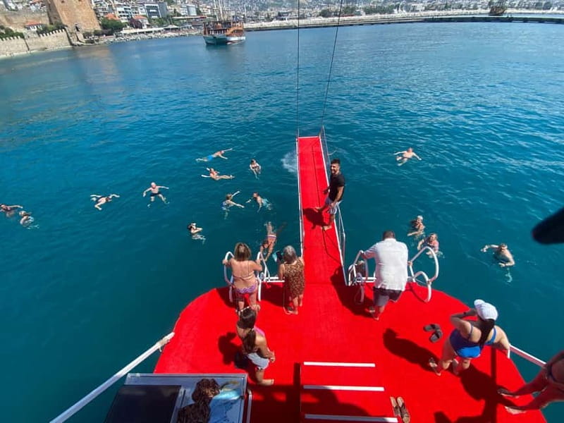 Alanya: Relax Boat Tour with Lunch & Unlimited Soft Drinks - Pirate Cave and Lovers’ Cave: Small Stops, Big Views