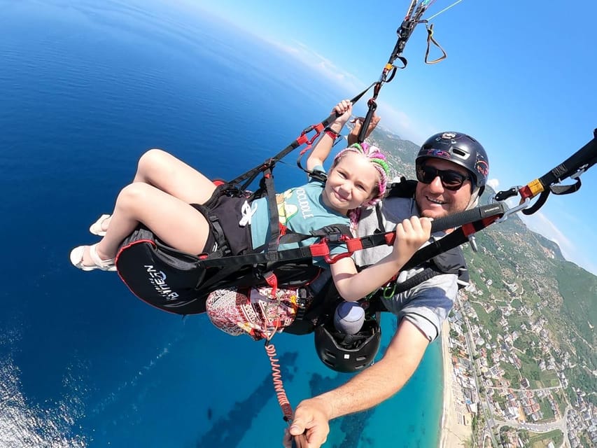 Alanya: Tandem Paragliding Flight to Cleopatra Beach - Tandem with a licensed pilot: how safety and confidence usually show up