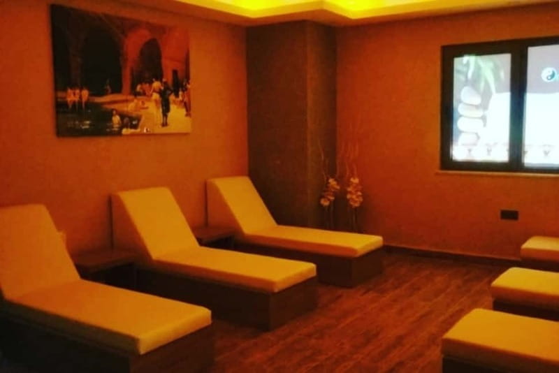 Alanya: Women-Only Turkish Bath Experience with Massage - Getting there: hotel pickup, languages, and time on the clock