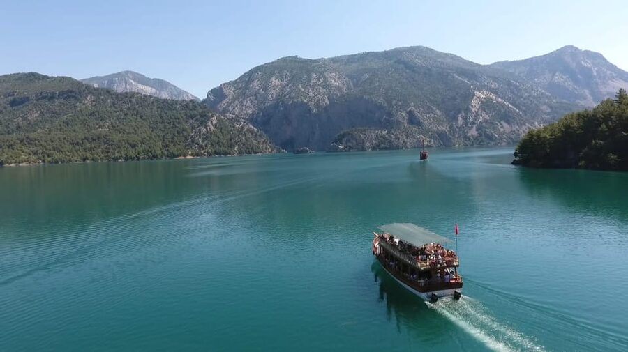Antalya: Green Canyon Boat Trip with Lunch & Soft Drinks - Manavgat textile outlet stop: how to treat it like a smart tourist