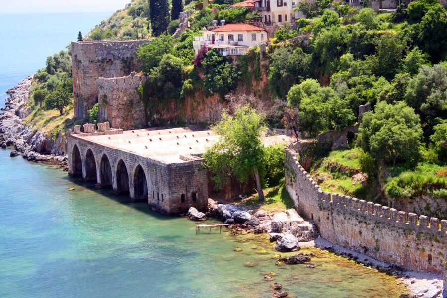 From Alanya: Boat Tour with Unlimited Soft Drinks and Lunch - Getting to the port: Neptun Express Yacht and pickup options