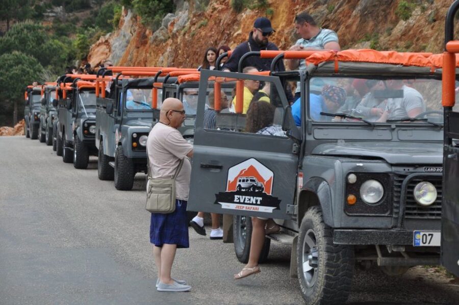 From Alanya: Jeep Safari Tour with Lunch at Dim River - Taurus Mountains Jeep Time and the Water-War Factor