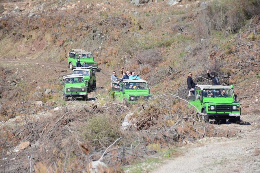 From Alanya: Obacay River Jeep Safari and Picnic Lunch - River swim and possible water fights: pack like you mean it