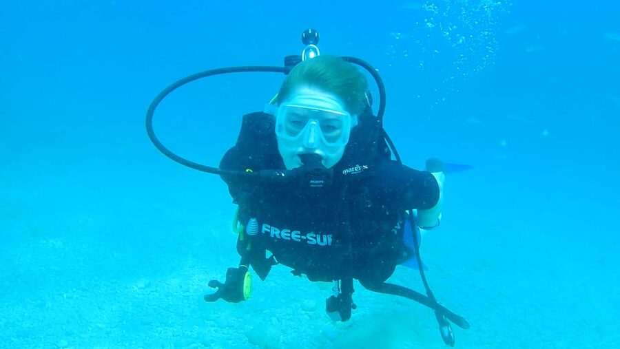From Side: Guided Scuba Diving in Alanya w/ Lunch & Transfer - The 6-hour flow: pickup, harbor briefing, two underwater sessions, then lunch