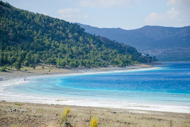 Full-Day Guided Tour in Pamukkale and Salda Lake - Hierapolis: Roman Streets, Baths, Temples, and a Huge Necropolis