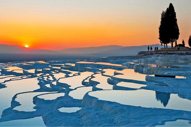 Full Day Salda + Pamukkale and Hierapolis from Alanya - Pamukkale Thermal Pools and the UNESCO Terraces