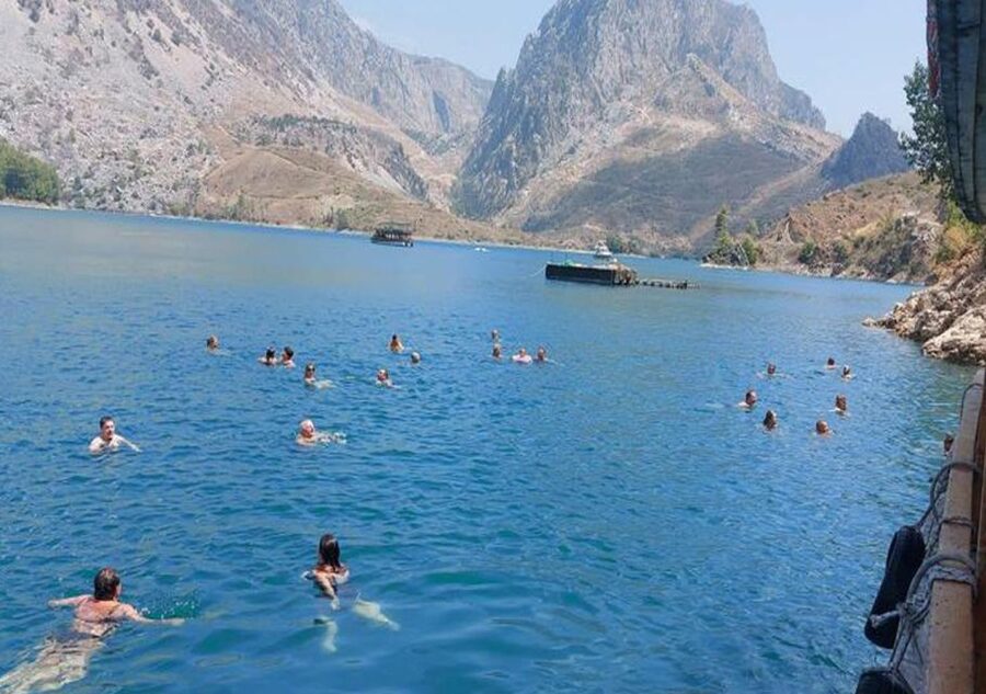 Green Canyon: Boot Tour with Lunch, Soft Drinks, & Transfer - The Manavgat Photo Stop and Guided Time: The Soft Start