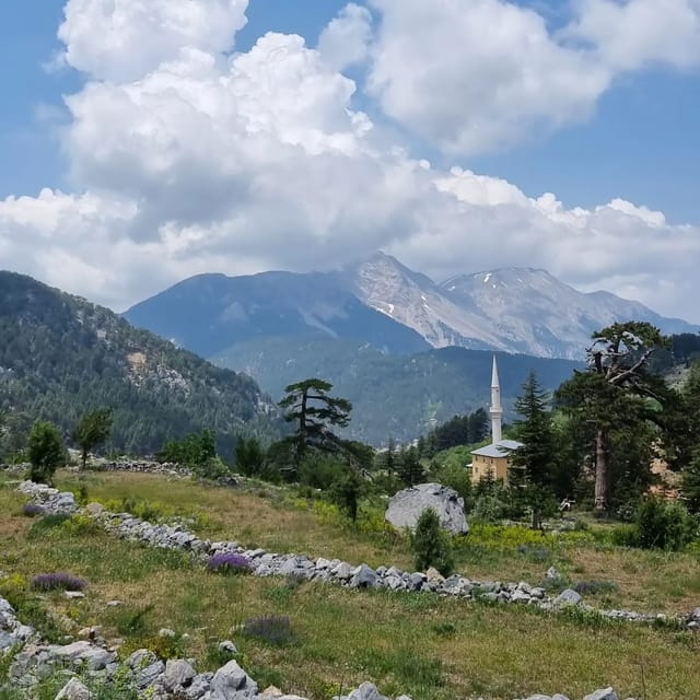 Hiking Tour At The Taurus Mountains of Alanya - Trail variety around Alanya: forests, canyons, villages, and historic spots