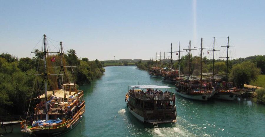 Manavgat Cruise & Grand Bazaar w/Lunch and Unlimited Drinks - Manavgat River Cruise: Taurus Views and a Real Swim Break