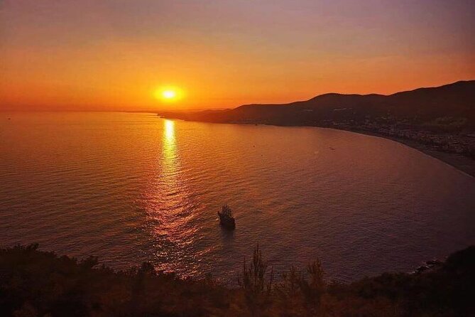 Sunset Boat Trip Along the coast of Alanya - The Sunset Portion: Music, Animations, and Onboard Bathrooms