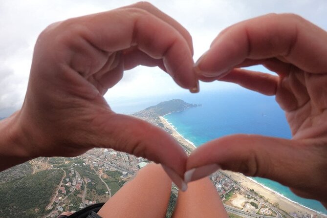 Tandem Paragliding Tour in Alanya with Roundtrip Transfer - Landing Back at Kleopatra PlajI: Where Photos Fit In (and How to Handle Them)