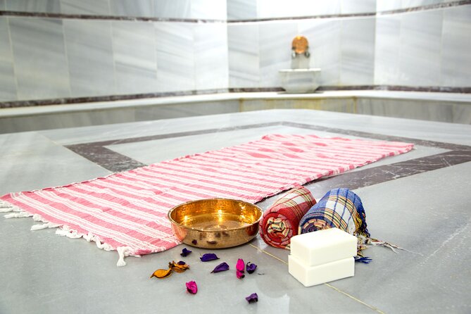 Traditional Turkish Bath & Spa with transfer - Hamam in Alanya - The warm marble peeling: what it means for your skin (and your tan)